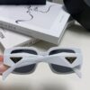 Prada 2025 New Retro Inverted Triangle Logo Sunglasses for Women, Stylish and Slimming Square Frame, High-End Fashion Sun Glasses
