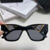 Prada 2025 Women's Square Frame Slimming Versatile Sunglasses, High-End European Style, UV Protection Fashion Eyewear