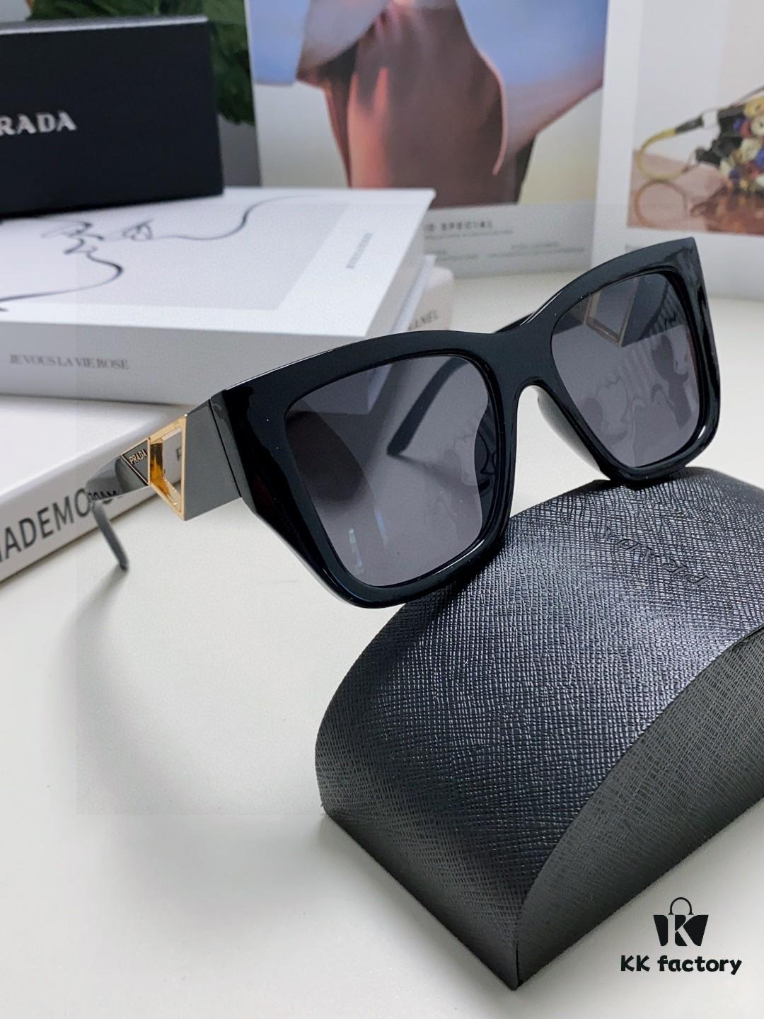 Prada 2025 Women's Square Frame Slimming Versatile Sunglasses, High-End European Style, UV Protection Fashion Eyewear