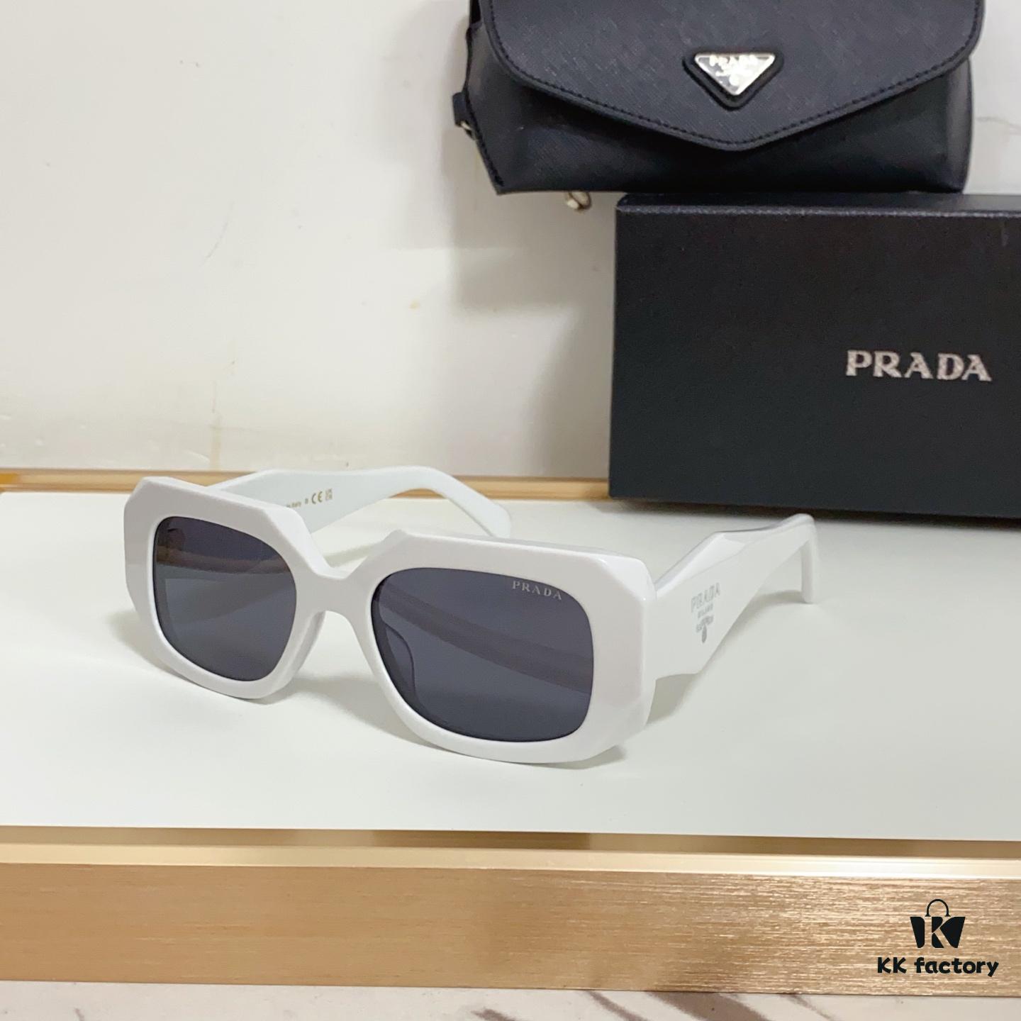 135 Prada SPR1790 Sunglasses