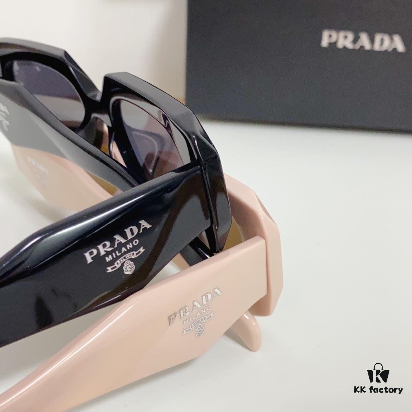 135 Prada SPR1790 Sunglasses