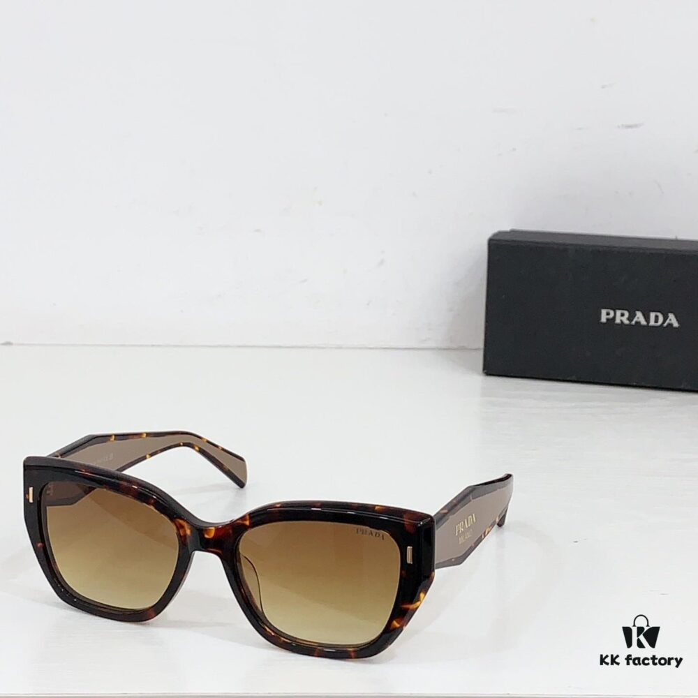 140 PRADA MOD: SPR32S Size: 53 20-145 Sunglasses