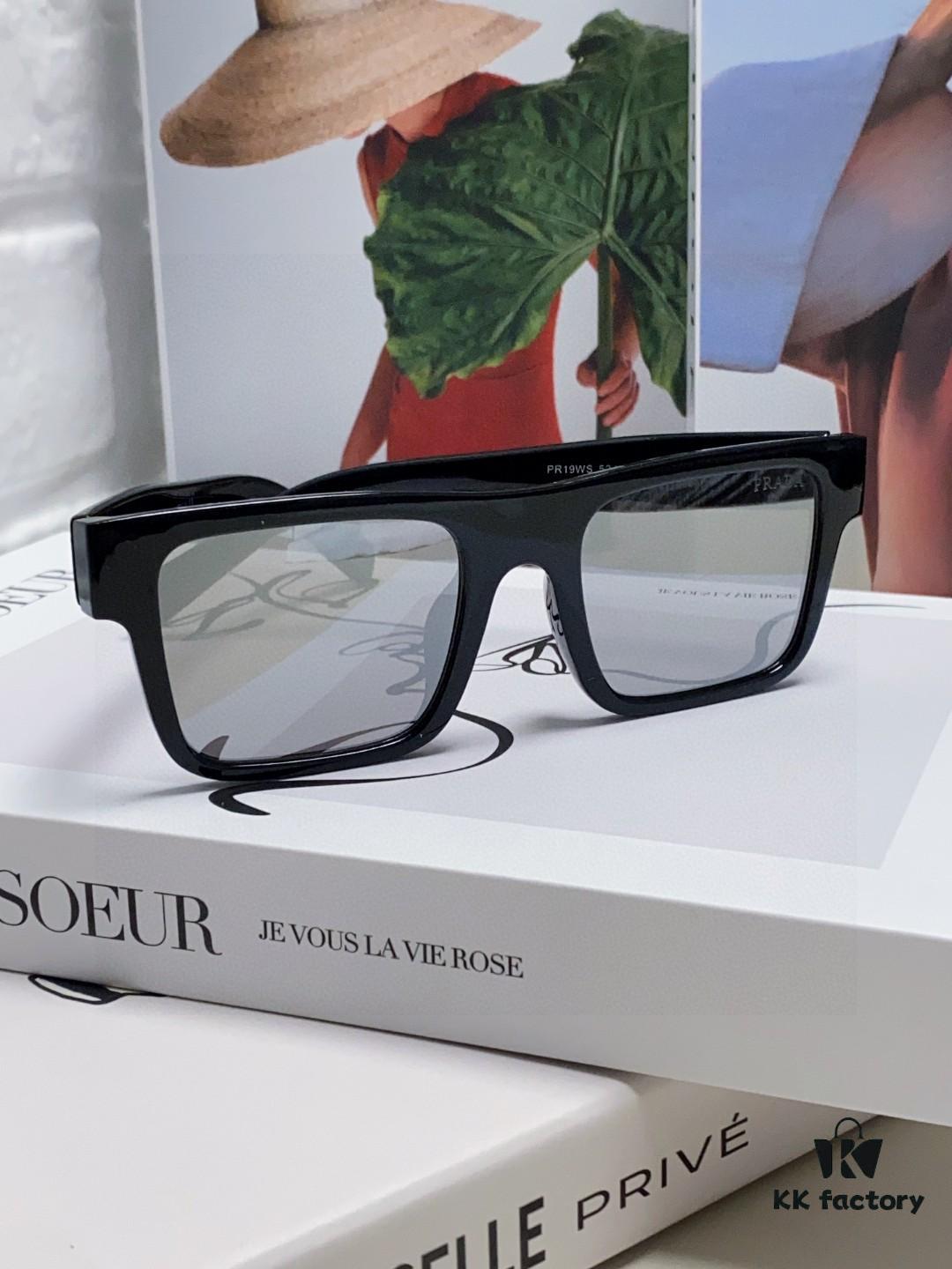 Prada PR19WS Square Sunglasses, Unisex UV-Protective Driving Sunglasses, Fashion Streetwear Eyewear, Inspired by Lin Zhiying's Style