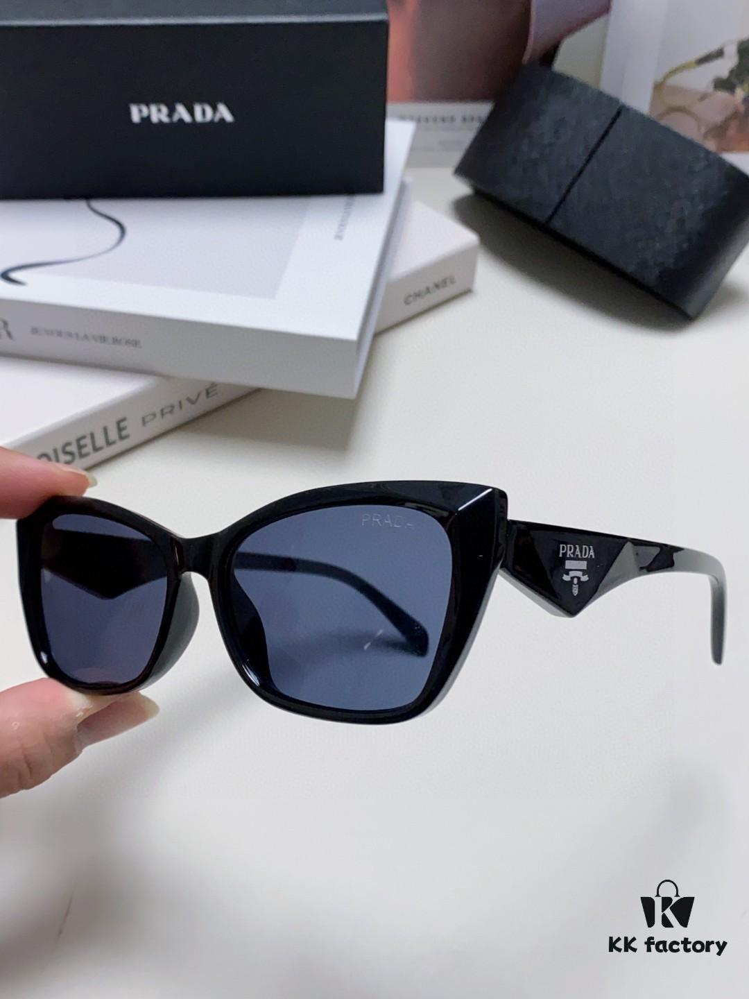 PRADA 2025 New Arrival Sunglasses for Men, Avant-Garde Trendy Rectangular Streetwear Shades