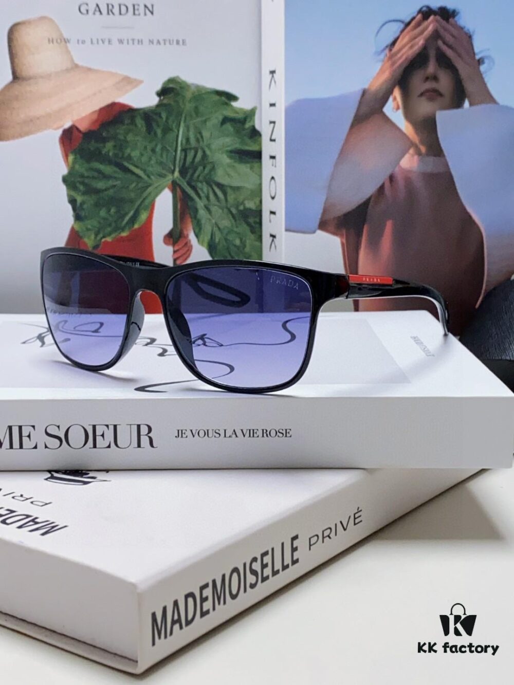 PRADA Polarized Sunglasses, High-Quality Clear Lenses, Master-Crafted, Fashionable Unisex Design, Slimming Fit for Men and Women, Stylish and Versatile