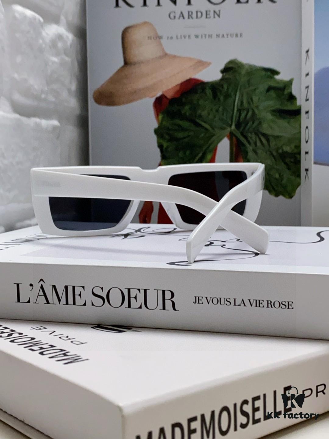 PRADA Prada 25 Summer New 3D Square Frame Sunglasses Unisex Runway Style Hiking Square SPR24Y Sunglass Lens Shades