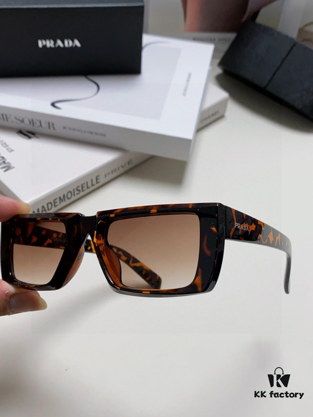 PRADA 2025 Summer New 3D Square Sunglasses Unisex Runway Style Hiking Frame SPR24Y Sunglass Lens Shades