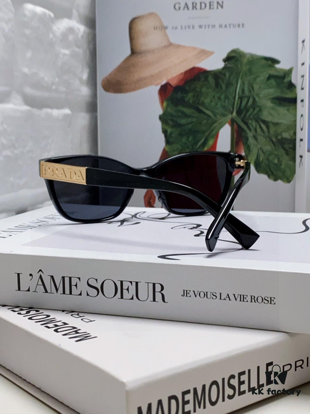 Prada 2025 New Arrival Men's Retro Fashion Oversized Sunglasses Unisex UV Protection Driving Glasses