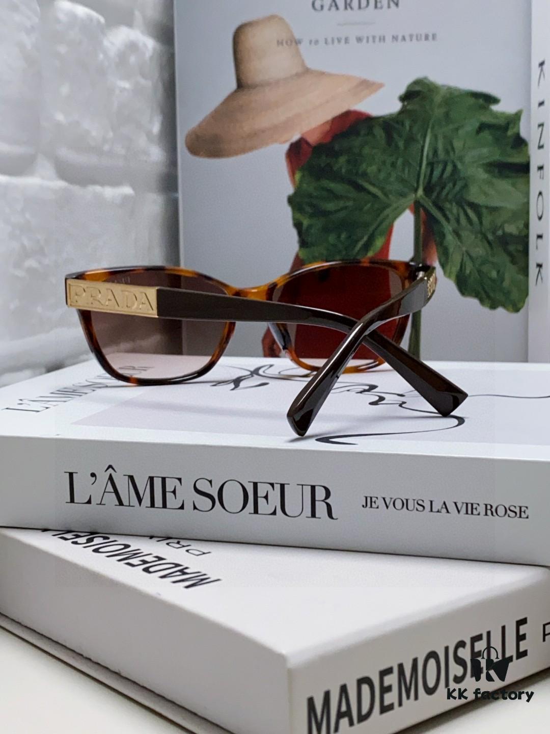 Prada 2025 New Arrival Unisex Retro Fashion Oversized Sunglasses for Men and Women, UV-Protective Driving Eyewear