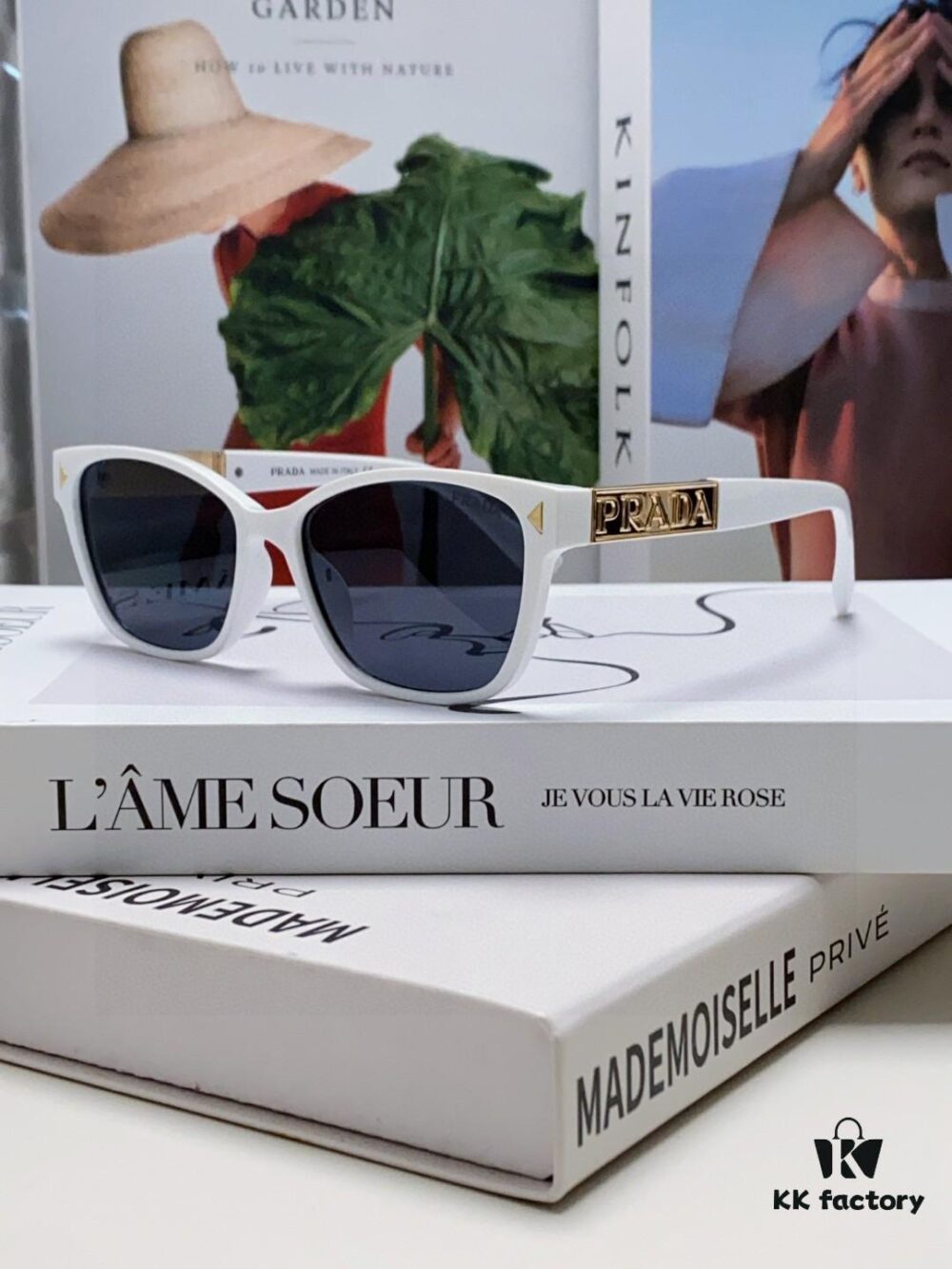 Prada 2025 New Arrival Men's Retro Fashion Oversized Sunglasses Unisex UV Protection Driving Glasses