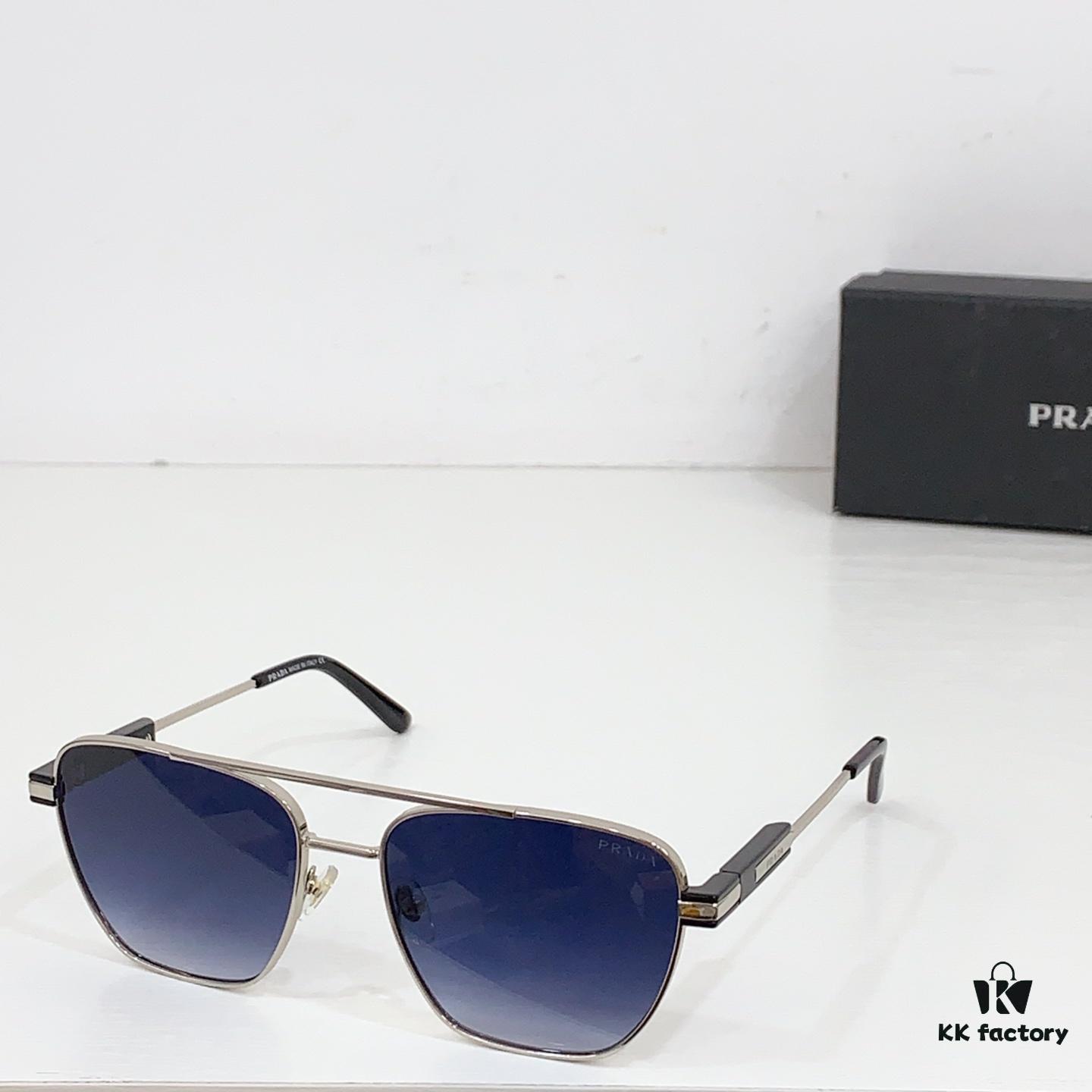 110 PRADA MOD: PRA78-S Size: 58-17-145 Sunglasses