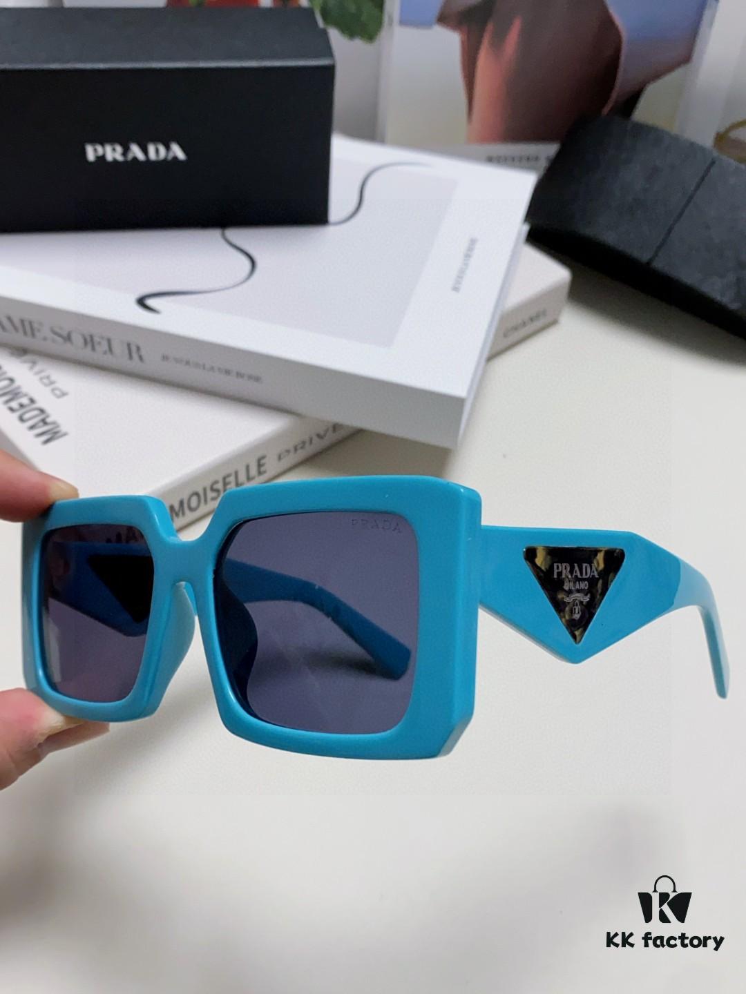 Prada 2025 Fashionable Metallic Polygon Oversized Sunglasses Unisex, Checkered Lens Design