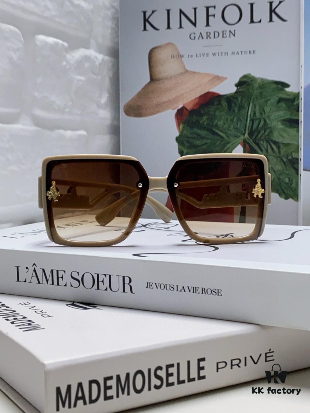 PRADA 2025 New Handheld Suitcase Series Sunglasses