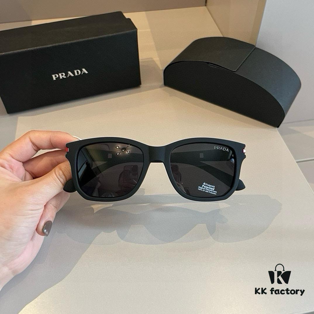 Prada Unisex Trendy Oversized Sunglasses for Street Style, Lightweight Design with Comfortable Nose Bridge