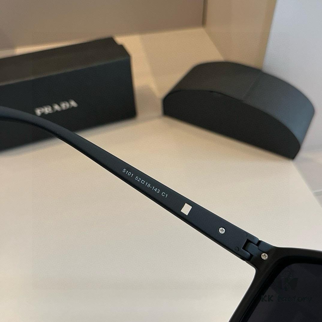 Prada Unisex Trendy Oversized Sunglasses for Street Style, Lightweight Design with Comfortable Nose Bridge