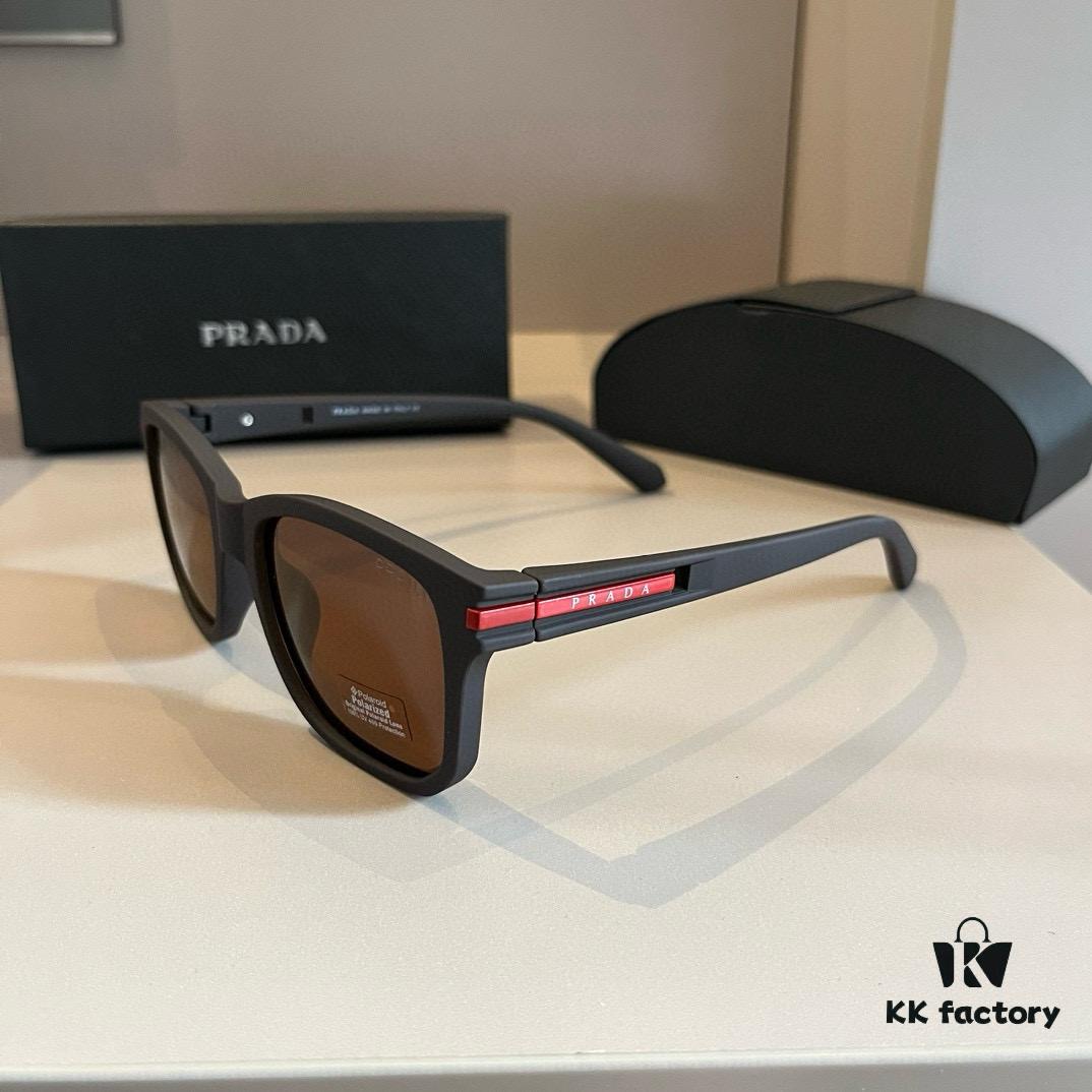 Prada Unisex Trendy Oversized Sunglasses for Street Style, Lightweight Design with Comfortable Nose Fit