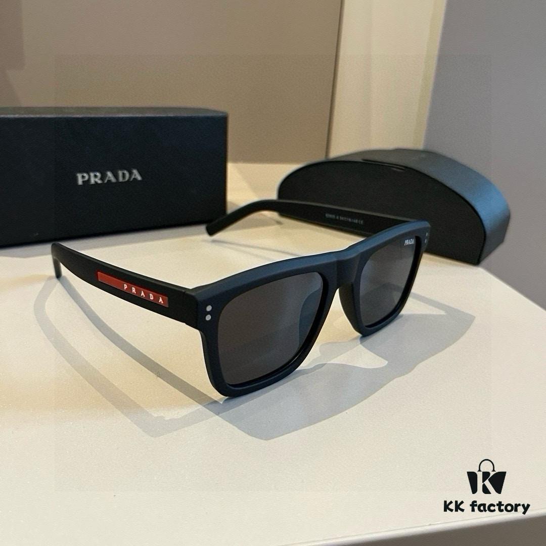 Prada Trendy Unisex Street-Style Sunglasses, Lightweight Design with Comfortable Nose Fit