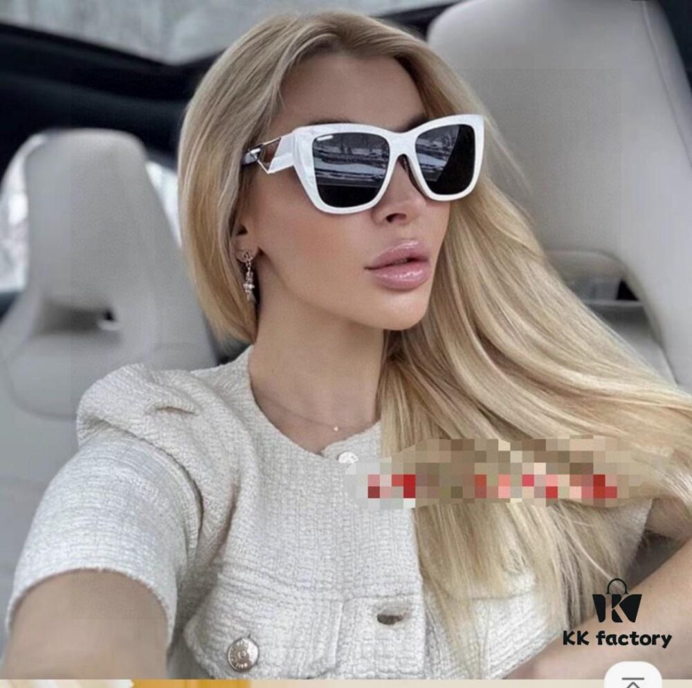 Prada 2025 European and American High-End Women's Square Frame Slimming Versatile Sunglasses, Influencer Streetwear Style from Europe