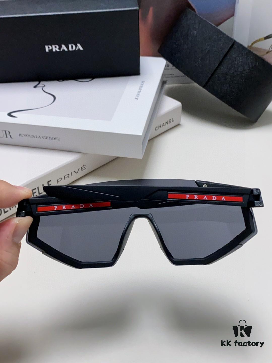 PRADA Unisex Oversized Lightweight UV-Proof Sunglasses for Skiing, Cycling, and Outdoor Use