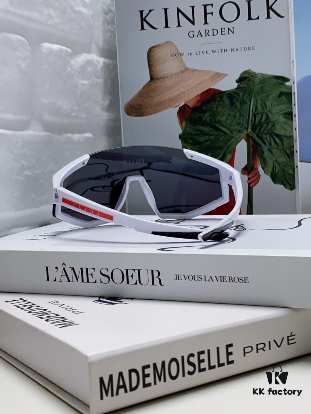 PRADA Unisex Oversized Lightweight UV-Protective Sunglasses with One-Piece Frame, Stylish Eyewear for Skiing, Cycling, and Outdoor Activities