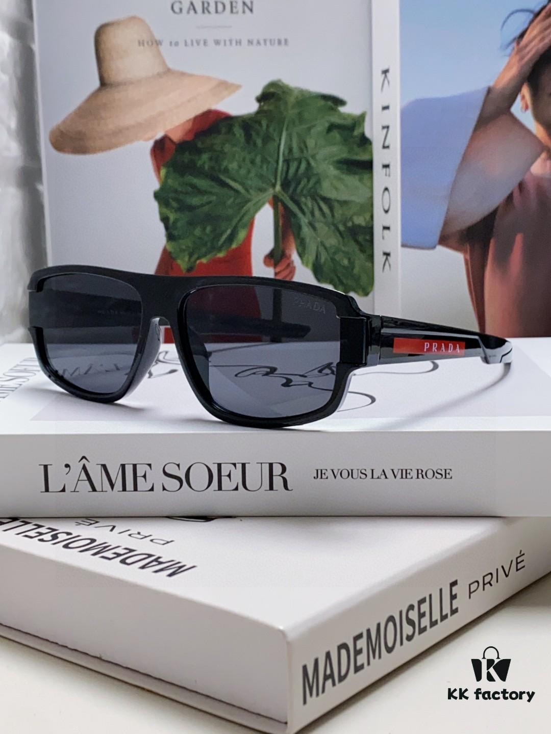 Prada 2024 Men's Square Frame Minimalist Lightweight Sports Sunglasses, European Influencer Style