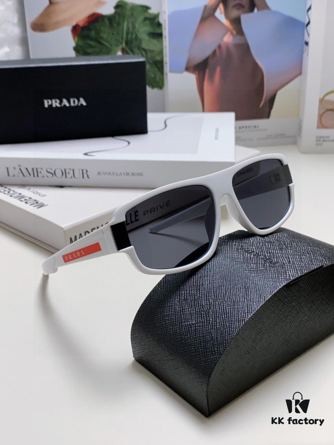 Prada 2024 Men's Square Frame Lightweight Sports Sunglasses, European Style Minimalist Driving Sunglasses