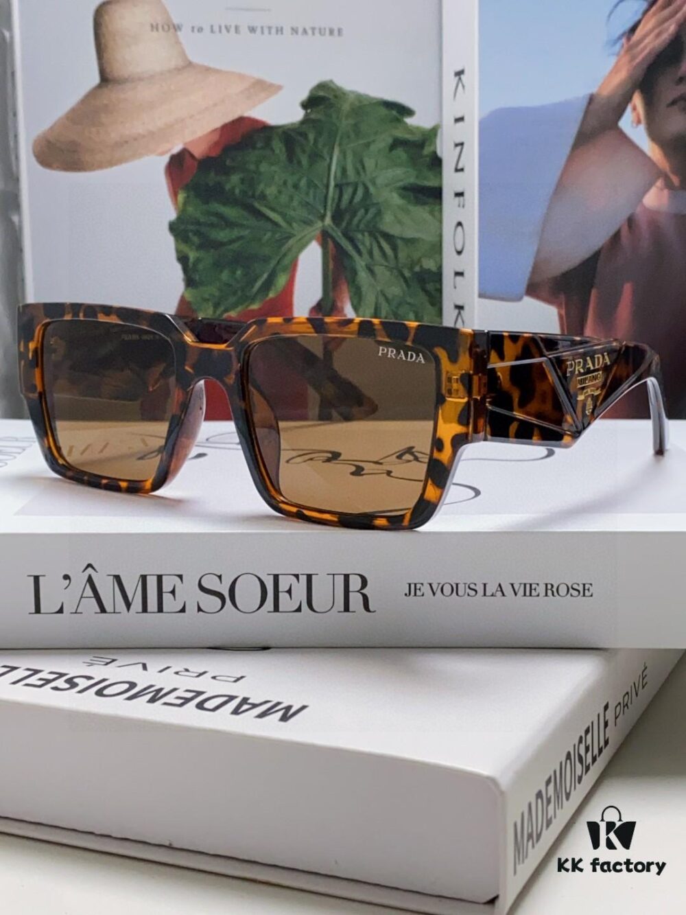 PRADA 2024 New Arrival European and American Style Sunglasses for Women, Summer Small Face Flattering, Stylish Korean-Inspired Unisex Sunglasses for Beach Vacation and Sun Protection