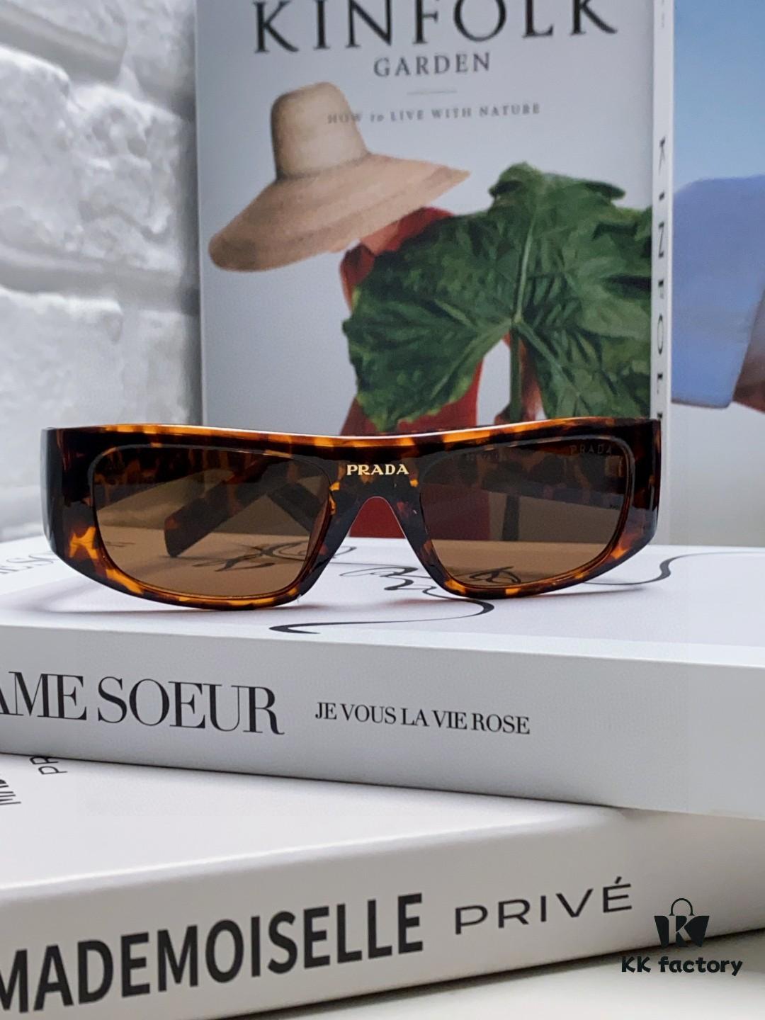 PRADA 2024 New Arrival Retro Rectangular One-Piece Sunglasses, Stylish Unisex UV-Protective Industrial-Fashion Eyewear