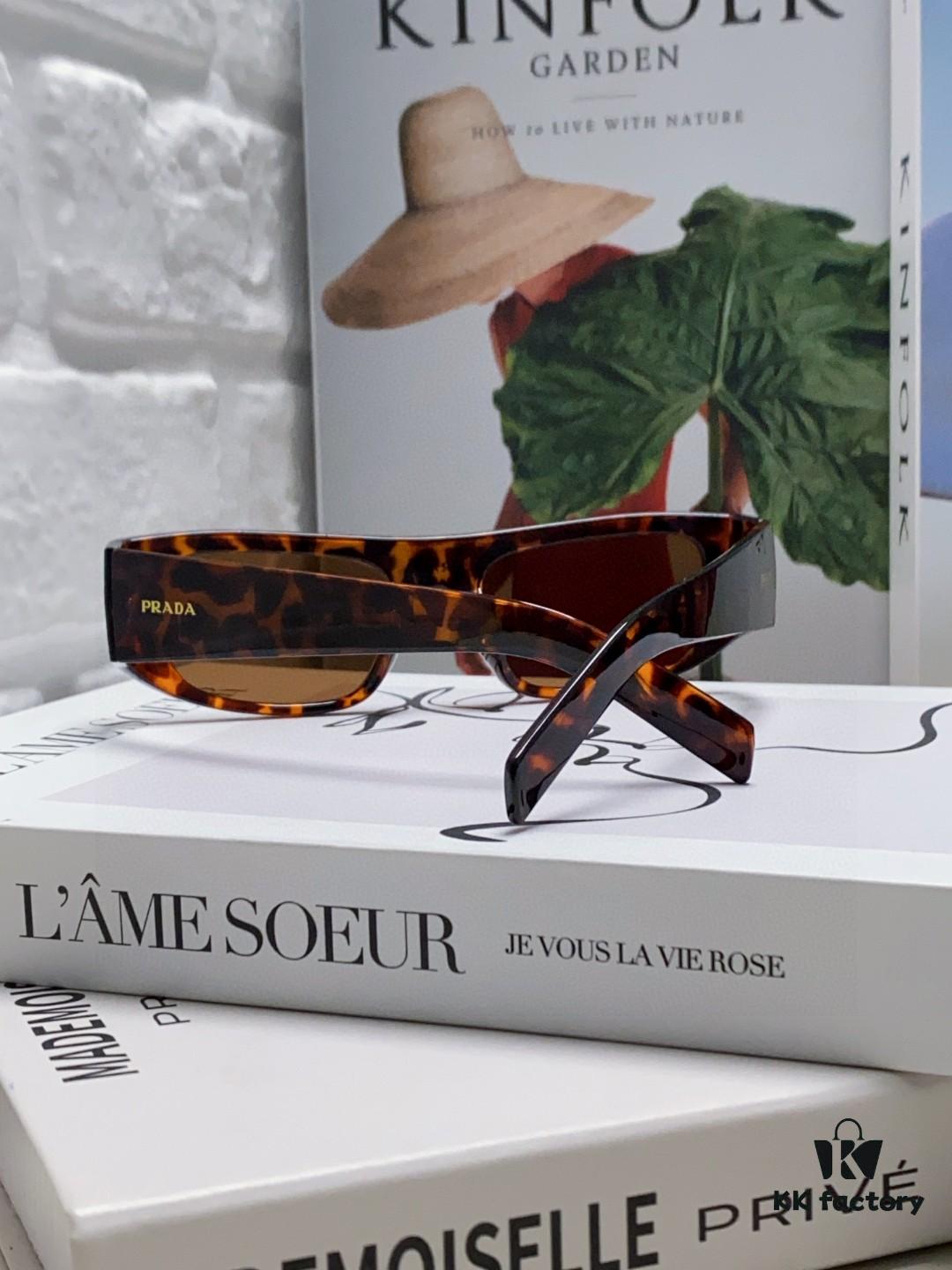 PRADA 2024 New Arrival Retro Rectangular One-Piece Sunglasses, Stylish Unisex UV-Protective Industrial-Fashion Eyewear