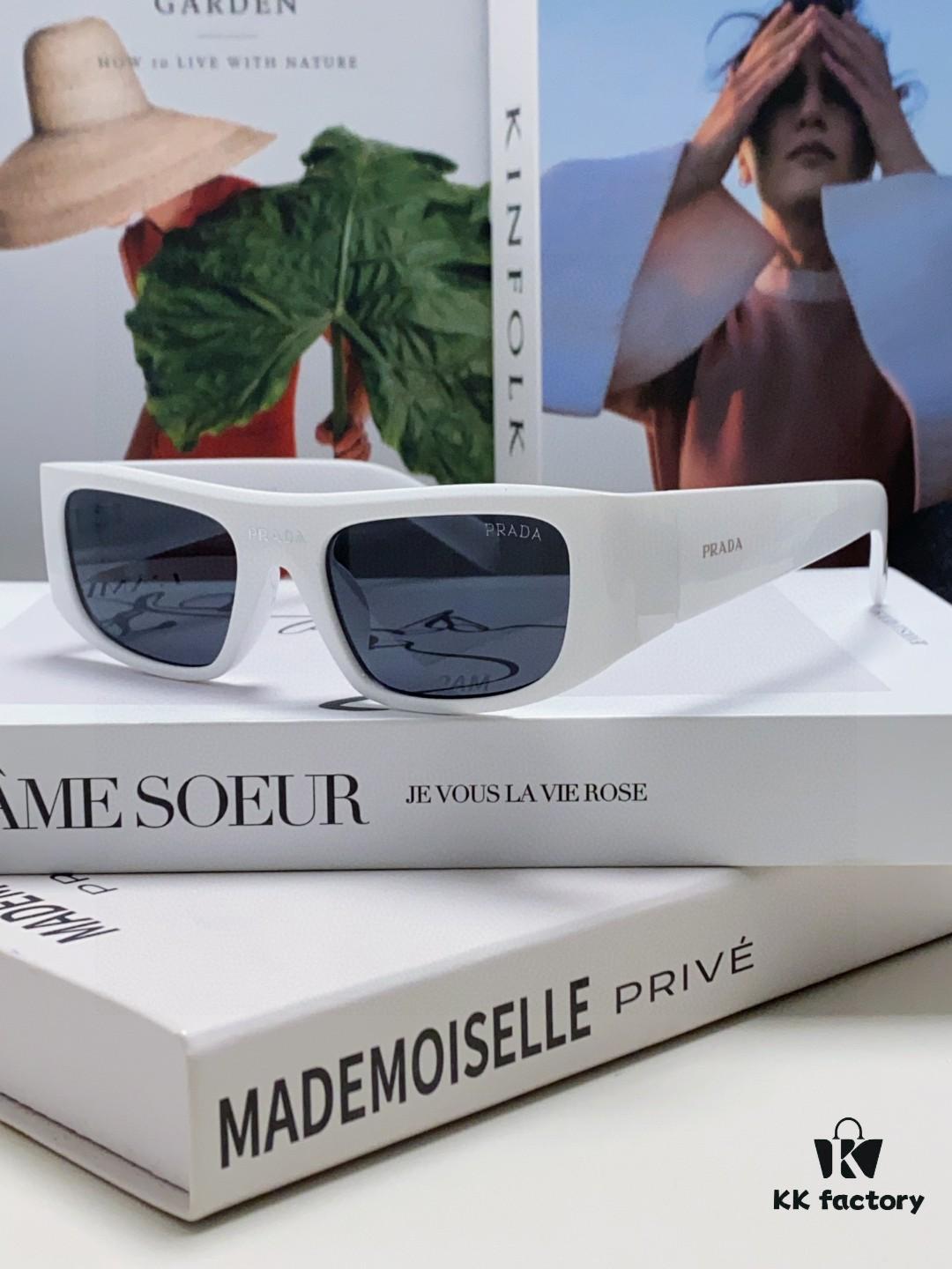 PRADA 2024 New Arrival Retro Rectangular One-Piece Sunglasses, Stylish Unisex UV-Protective Industrial-Fashion Sun Glasses