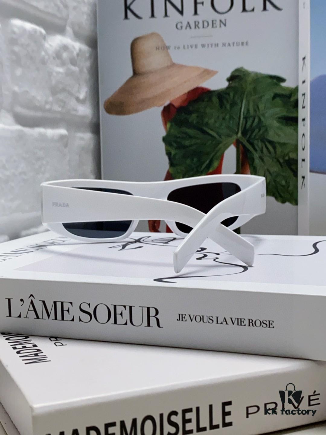 PRADA 2024 New Arrival Retro Rectangular One-Piece Sunglasses, Stylish Unisex UV-Protective Industrial-Fashion Sun Glasses