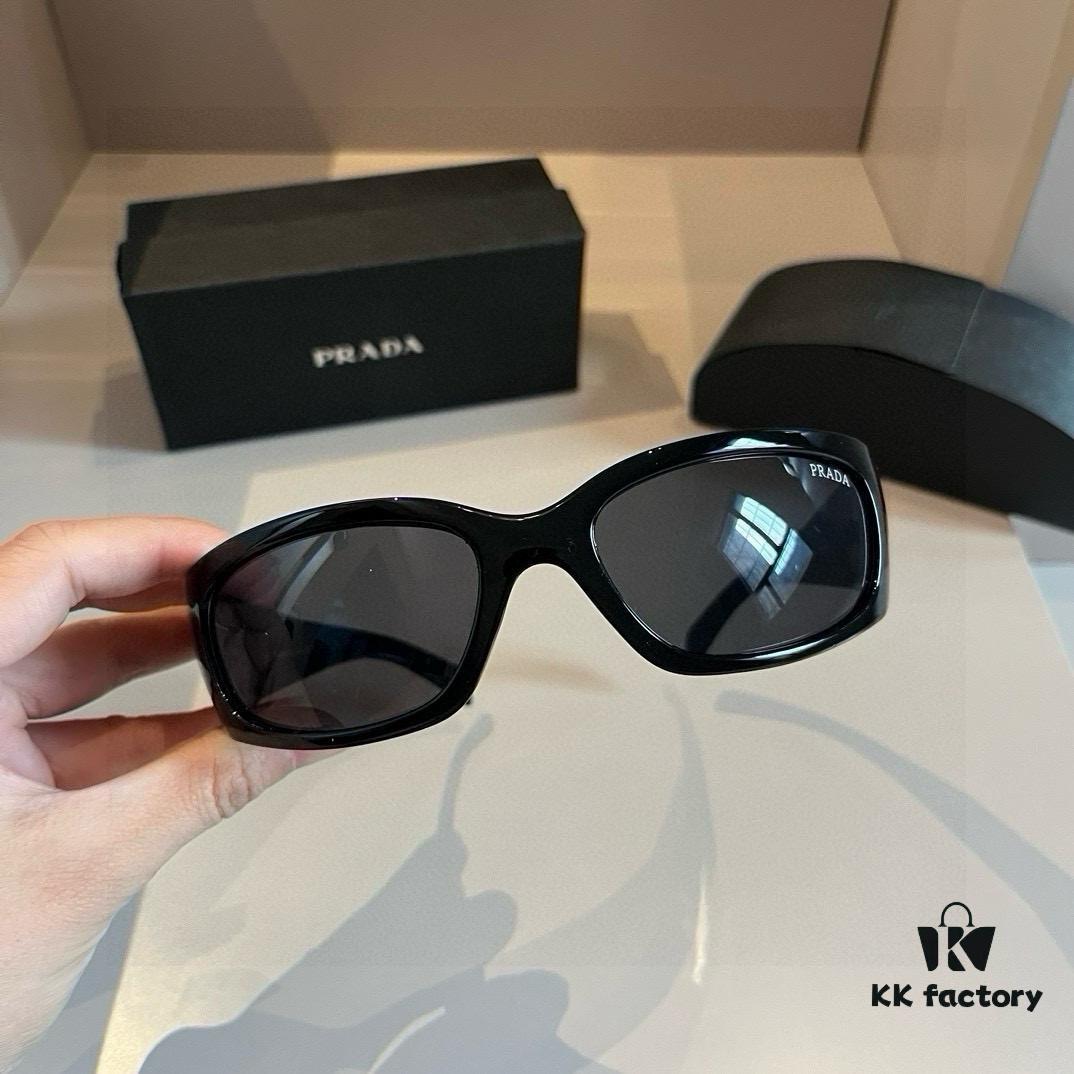 Prada PRADA Classic Sunglasses 🕶️ Adorable at First Sight