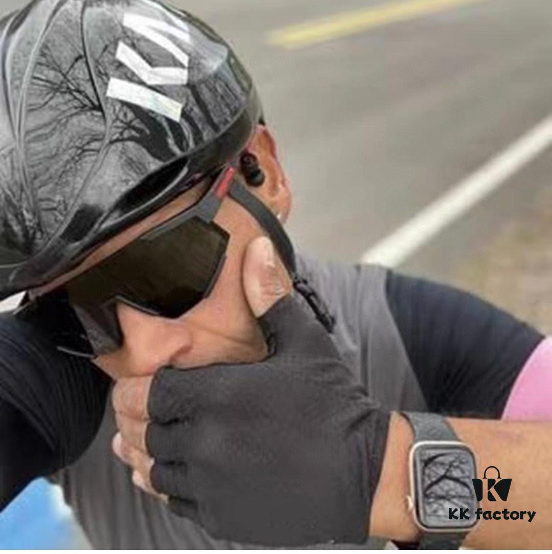 PRADA Unisex Oversized Lightweight UV-Protective Sunglasses with Integrated Design for Skiing, Cycling, and Outdoor Activities