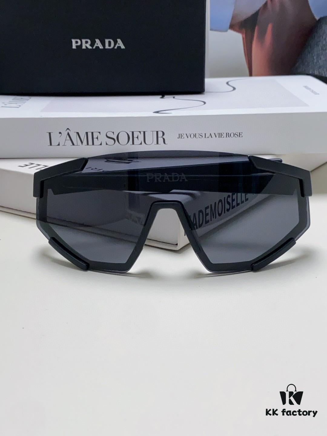 PRADA Unisex Oversized Lightweight UV-Protective Sunglasses with Integrated Design for Skiing, Cycling, and Outdoor Activities