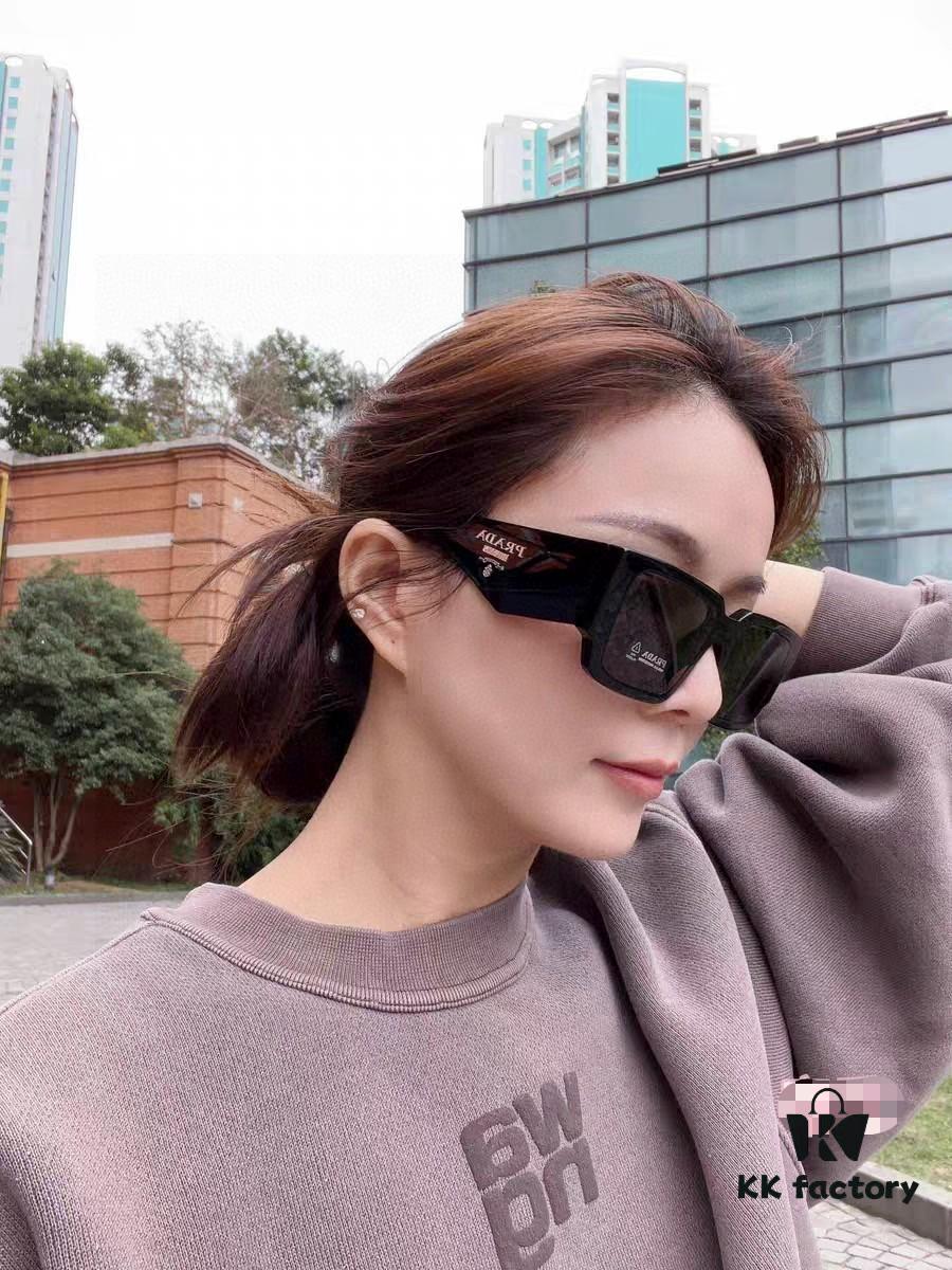 PRADA 2024 New Arrival European and American Style Sunglasses for Women, Summer Small Face Flattering, Stylish Korean-Inspired Unisex Sun Glasses for Beach Vacation
