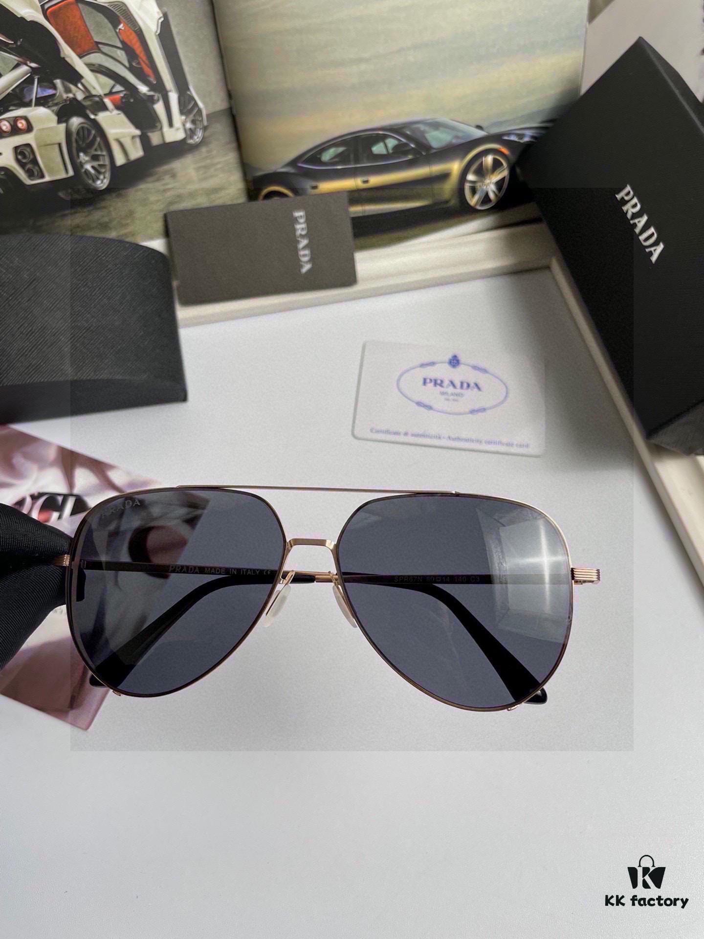 New Arrival 💥 Brand: Prada Prada High-Quality Unisex Original Order Sunglasses 🕶️