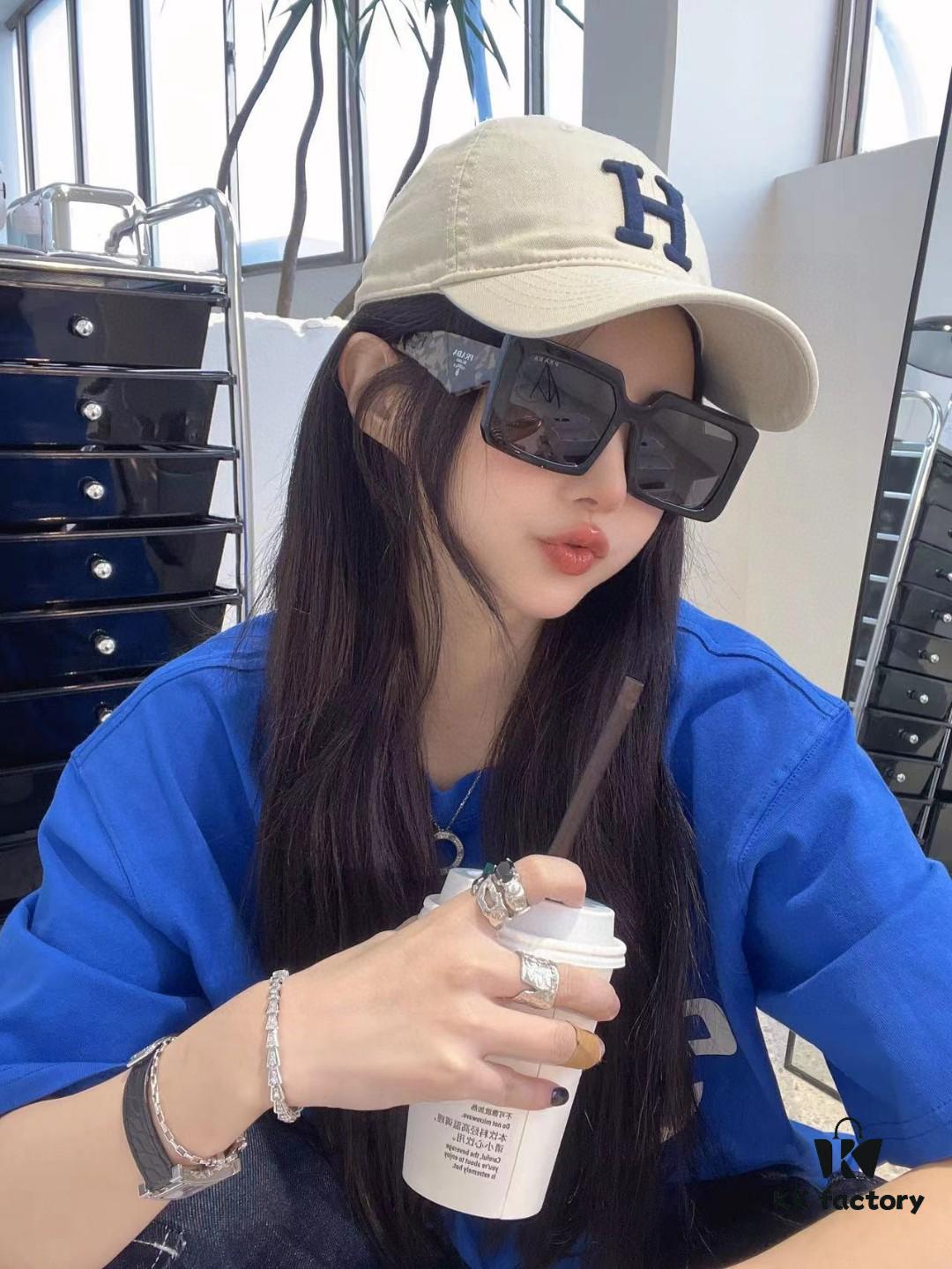 Prada 2024 Fashion Metal Polygonal Oversized Sunglasses Unisex, Checkered Lens Sunglasses for Men and Women