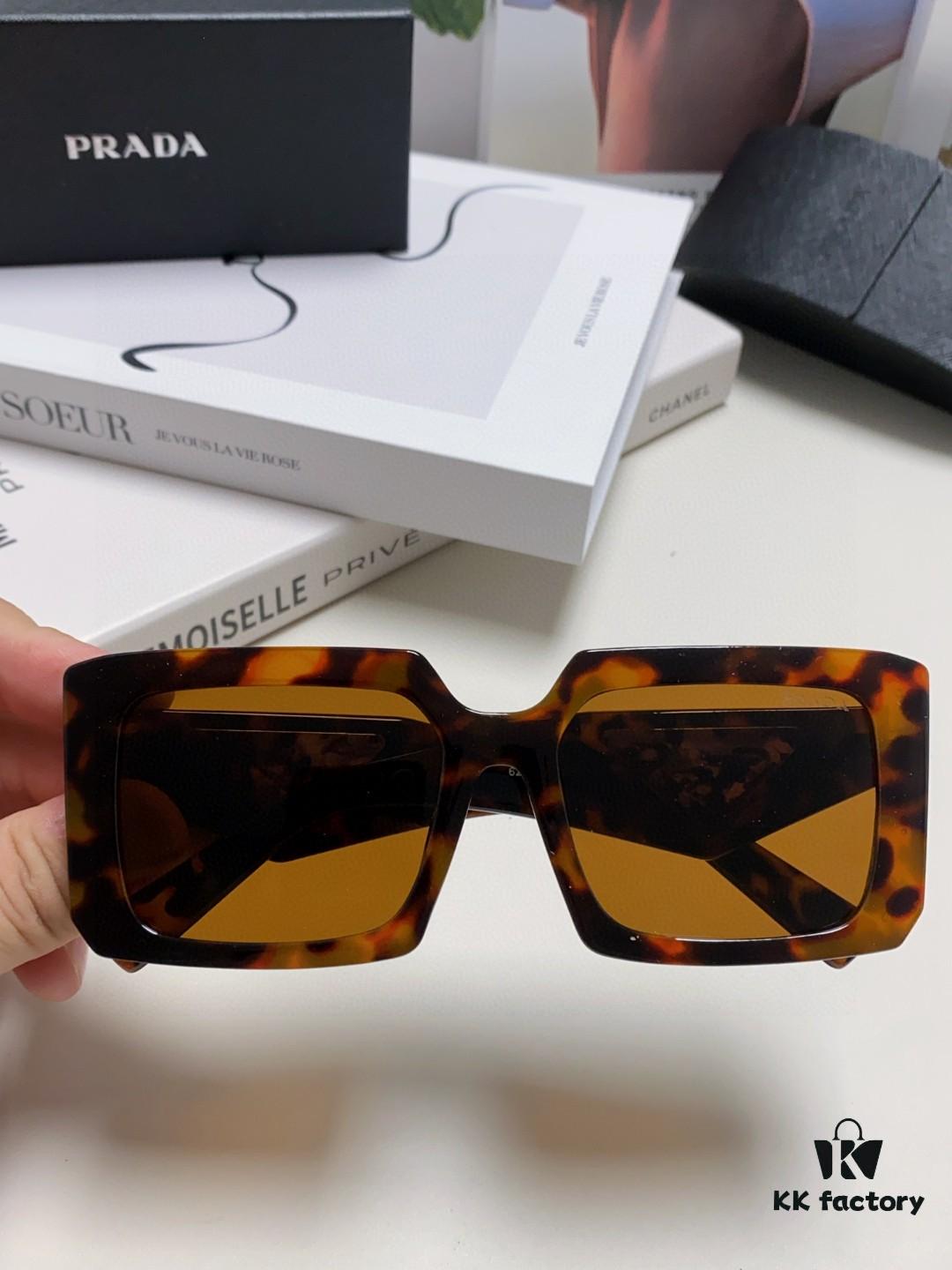 Prada 2024 Fashionable Metal Polygonal Oversized Sunglasses for Men and Women with Checkered Lenses