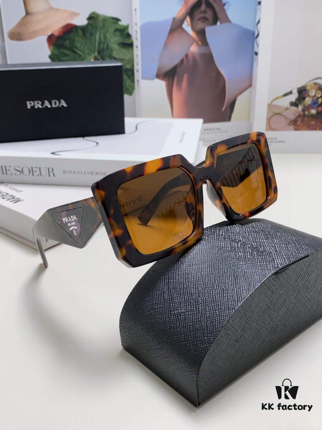 Prada 2024 Fashionable Metal Polygonal Oversized Sunglasses for Men and Women with Checkered Lenses
