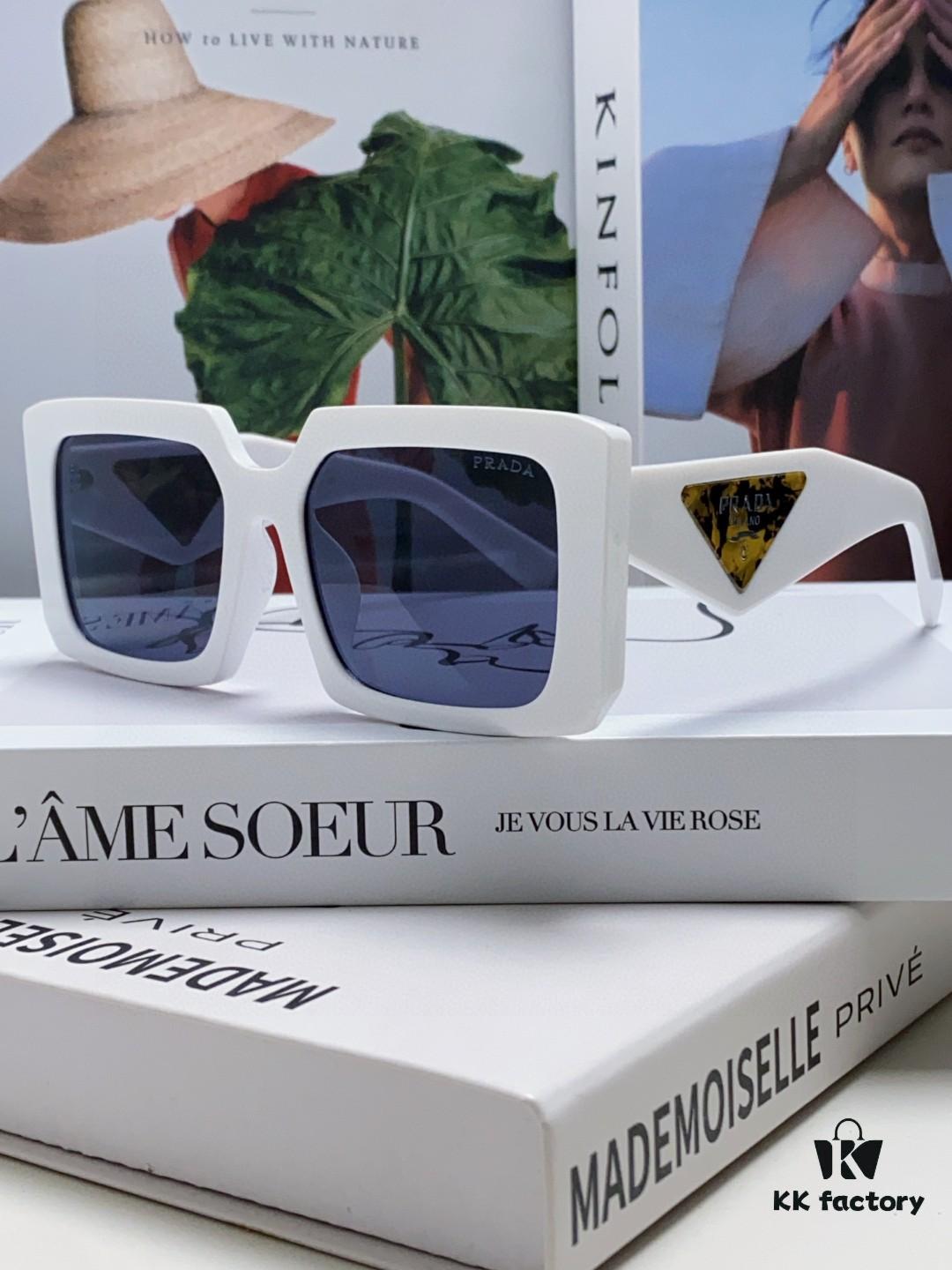 Prada 2024 Fashionable Metal Polygonal Oversized Sunglasses Unisex, Checkered Lens Sunglasses for Men and Women