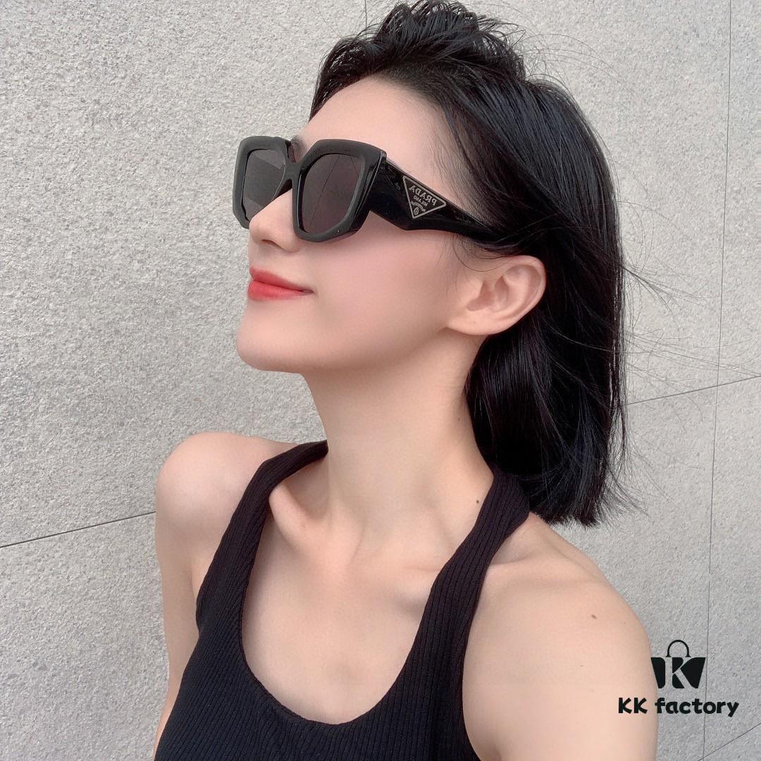 PRADA 2024 New Arrival Classic Triangle Logo Women's Fashionable Butterfly Cat-Eye Sunglasses 14ZSF