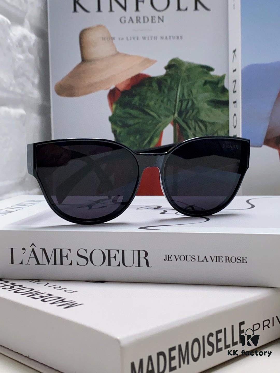 Prada 2024 New Arrival Sunglasses Fashionable Round Frame UV Protection Eyewear for Women