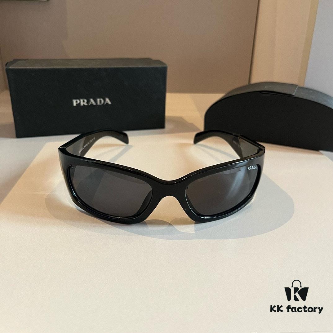 Prada PRADA Classic Sunglasses 🕶️ Instantly Adorable