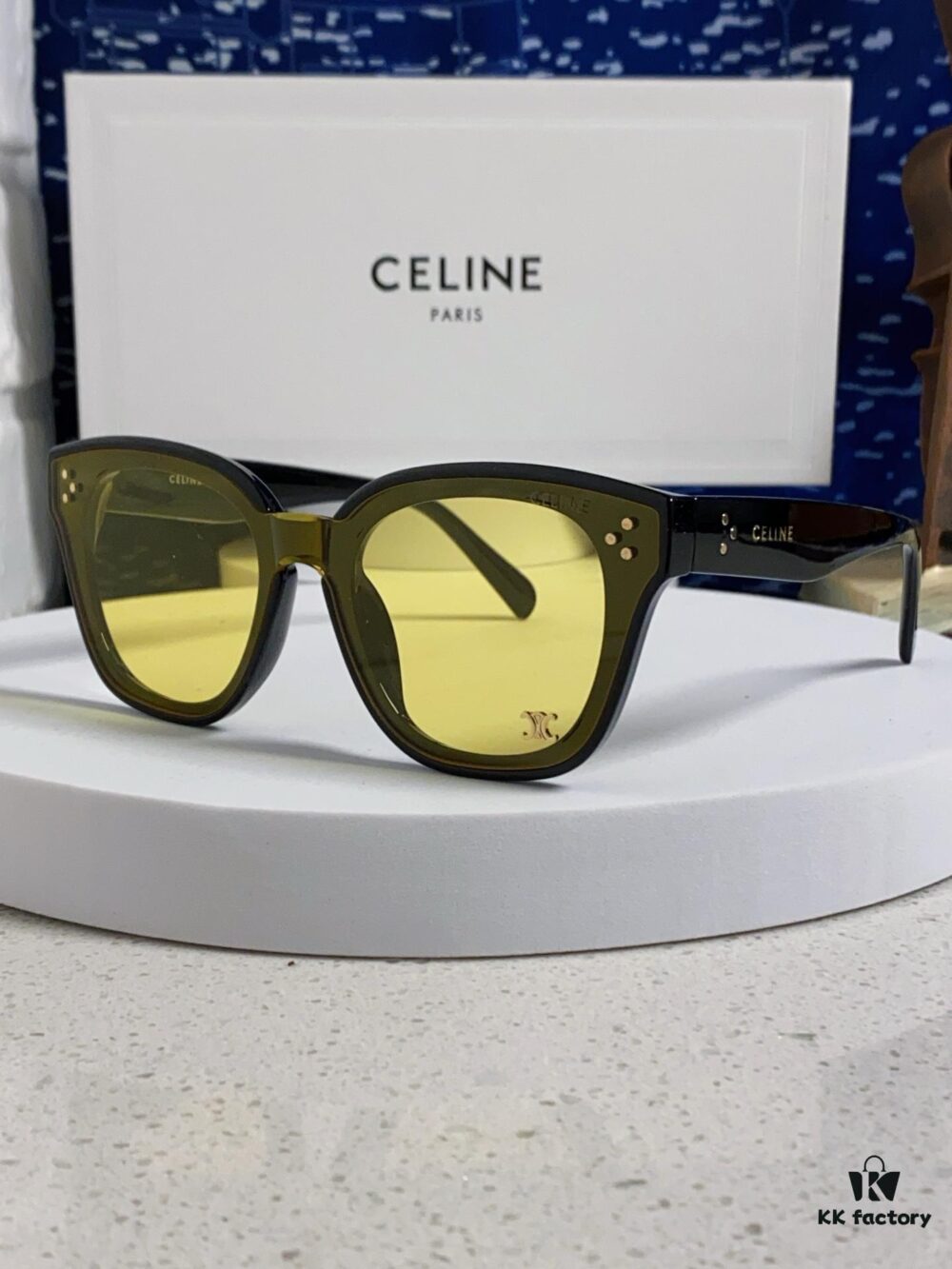 Celine 2025 New Korean-style Fashion Sunglasses for Women, Avant-garde Square Frame Sunglasses Inspired by Arc de Triomphe, Slimming Look for Round Faces, UV-Protective Unisex Sun Glasses