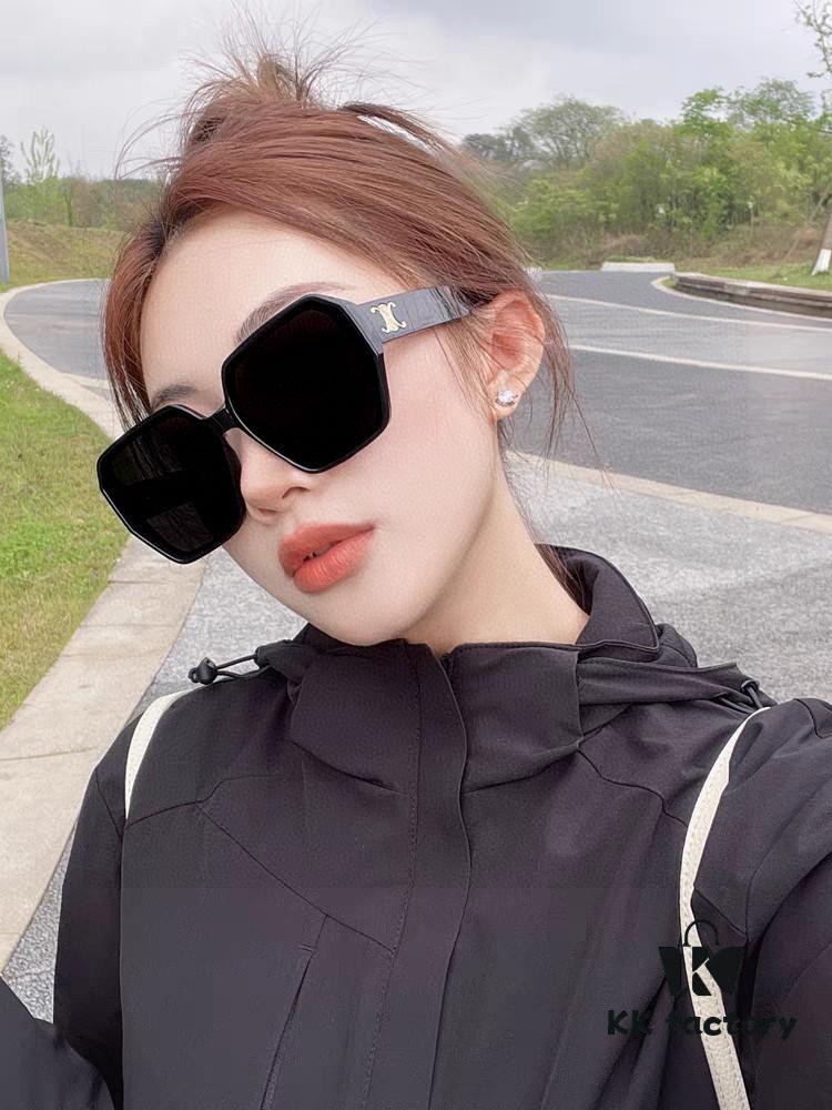 Celine 2025 New Arrival European and American Style Oversized Square Arch-Frame Sunglasses for Women, UV Protection Sun Glasses for Outdoor Wear