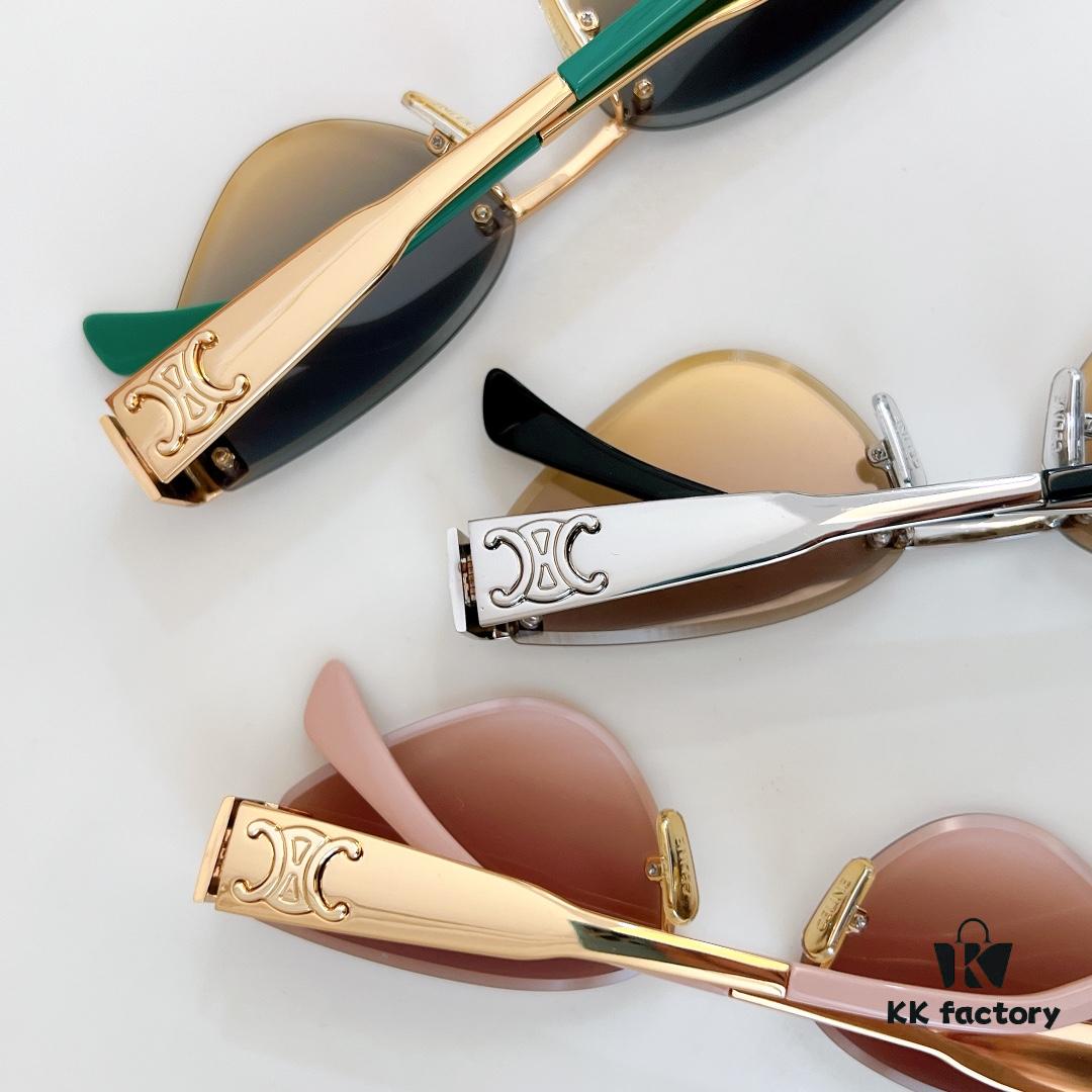 135 CELINE Sunglasses Model CL42122U Size 56-17 142