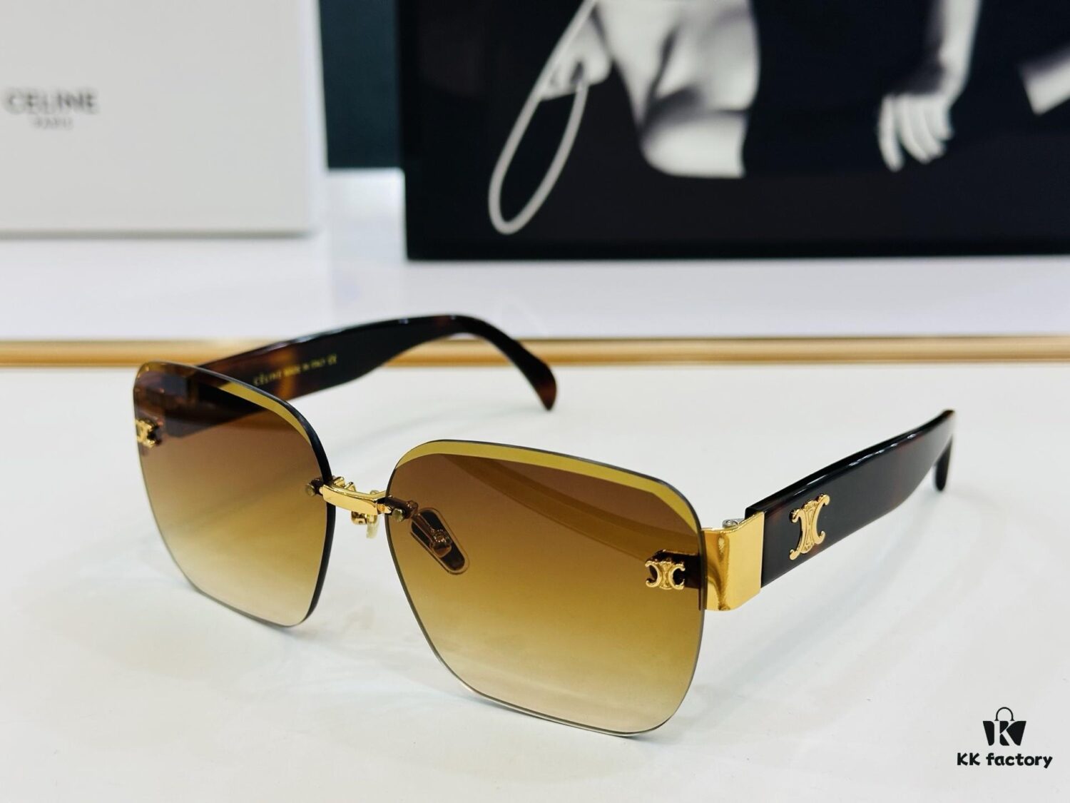 CELINE CL8031 Size: 59×13-146 Classic Best-Selling Unisex Sunglasses with Excellent Luster and Premium Craftsmanship