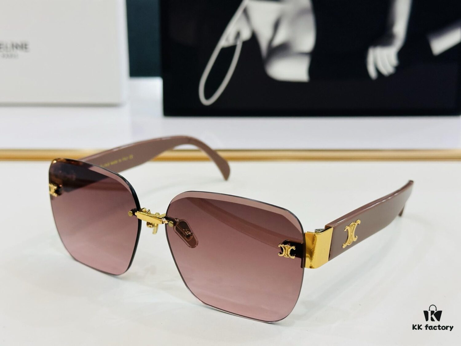 CELINE CL8031 Size: 59×13-146 Classic Best-Selling Unisex Sunglasses with Excellent Luster and Premium Craftsmanship