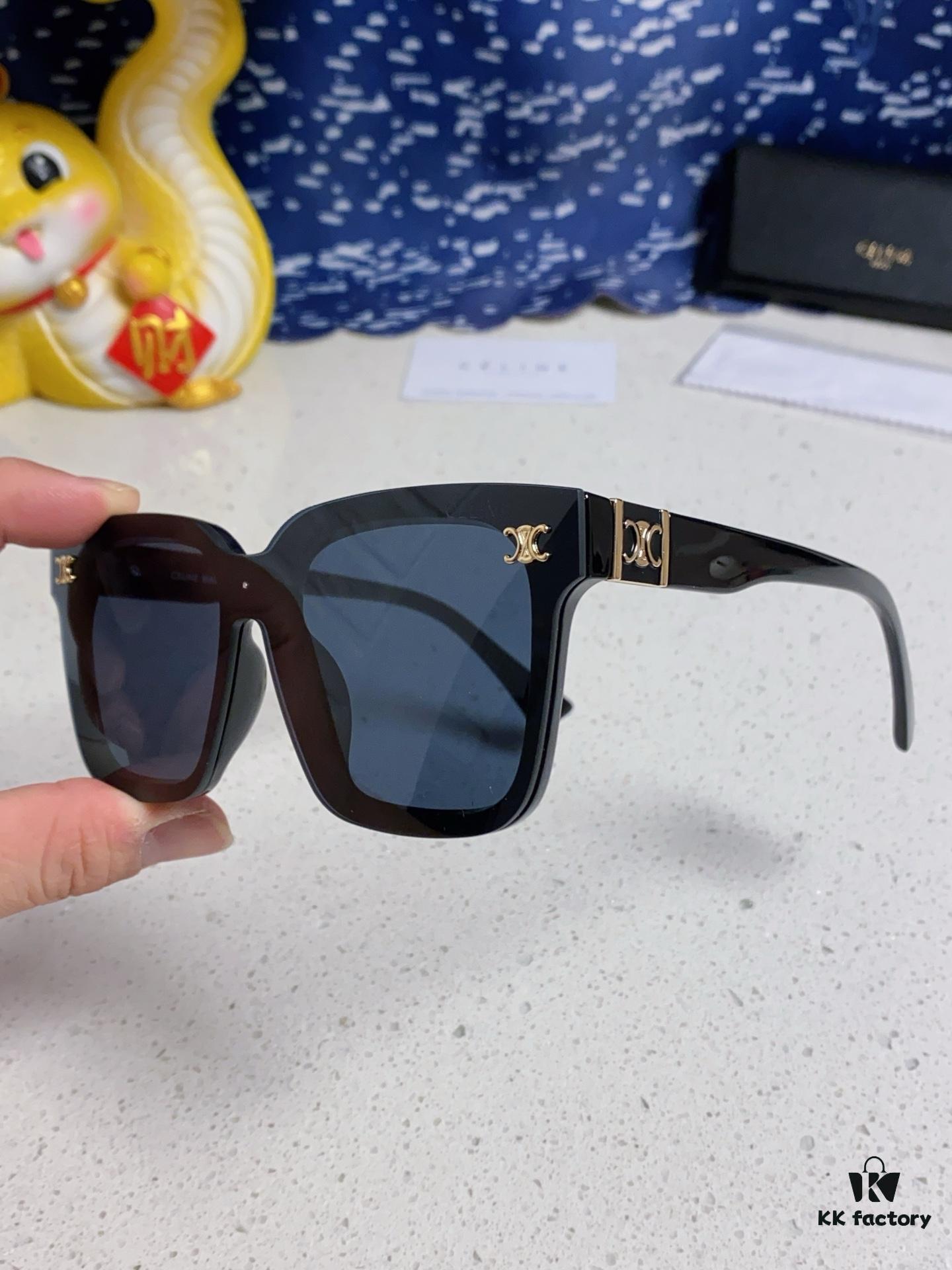 Celine 2025 New Arrival Square Sunglasses for Women, Stylish Oversized Frame, Slimming Effect for Round Faces, Polarized UV Protection Beach Sunglasses Unisex