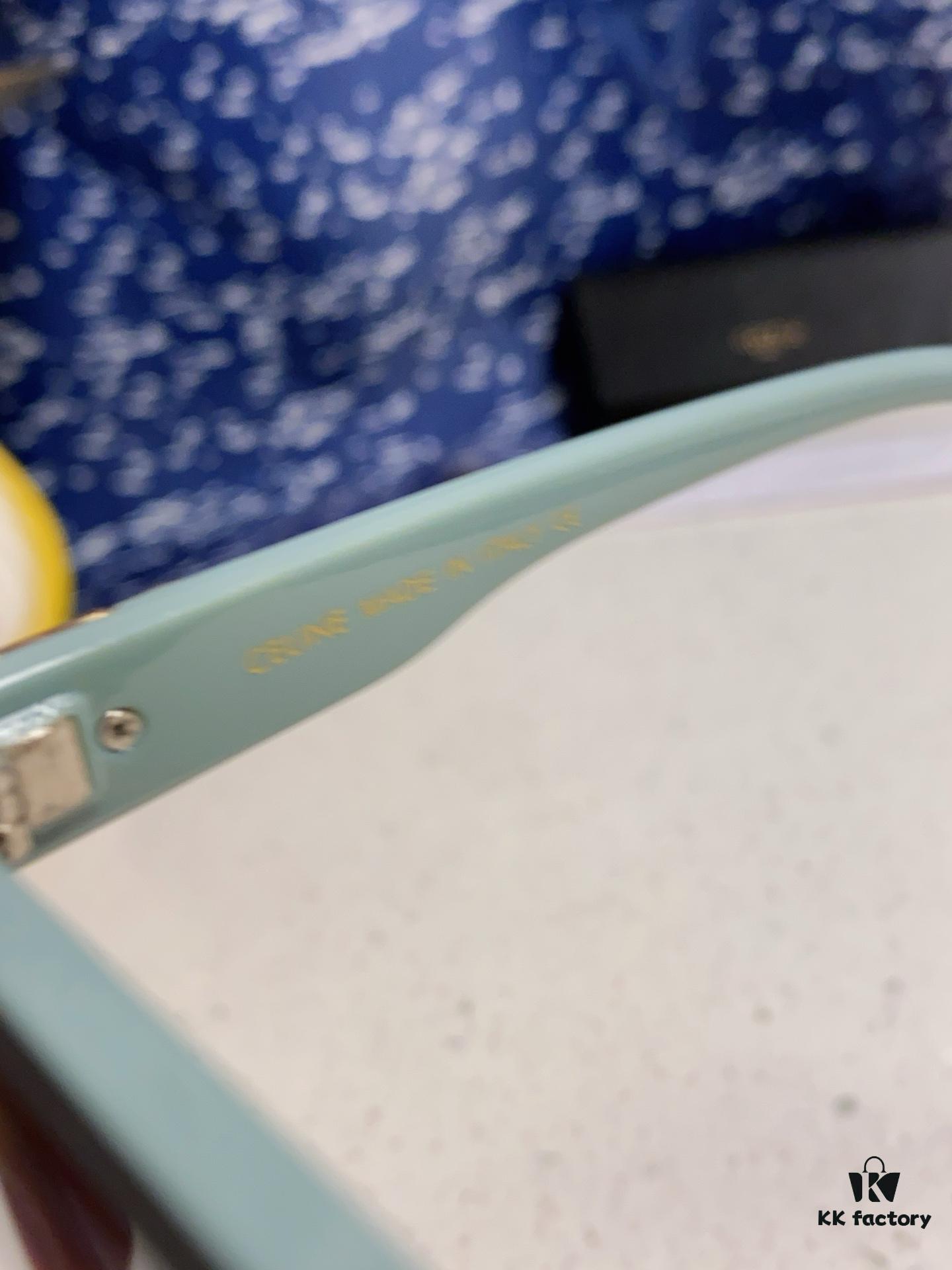 Celine 2025 New Arrival Square Sunglasses for Women, Stylish Oversized Frame, Slimming Effect for Round Faces, Polarized UV Protection Beach Sun Glasses Unisex